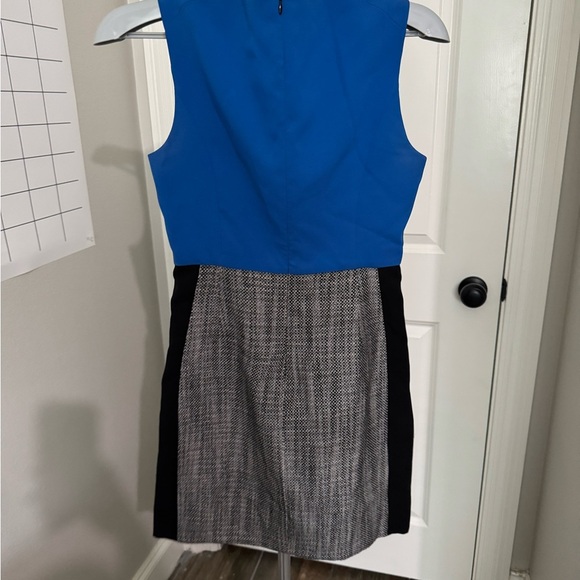 4C Anthropologie Dress Womens Blue Gray Colorblock V Neck Sleeveless Size 4 - Picture 4 of 12